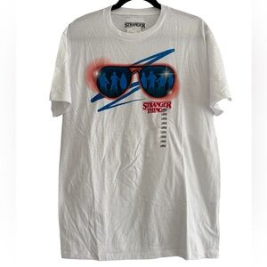 NWT Official Stranger Things Unisex White Graphic T-Shirt Size Large